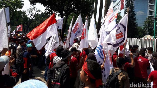 Tengah Hari, Demo Pekerja JICT di Kementerian BUMN Bubar
