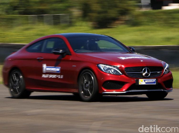 Ban Khusus Mobil Sport