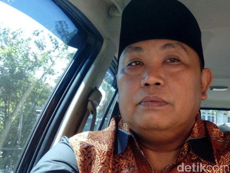 Waketum Gerindra Poyuono Minta Prabowo-Sandi Juga Tolak Hasil Pileg 2019 Waketum Gerindra Poyuono Minta Prabowo-Sandi Juga Tolak Hasil Pileg 2019
