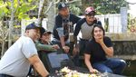 Rutin, Cast Warkop DKI Reborn Ziarah ke Makam Dono dan Kasino