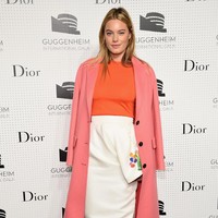 Camille mencuri perhatian dengan busana tabrak-warna bergaya elegan saat menghadiri sebuah acara di New York City, AS, 2014 lalu. (Foto: Getty Images)