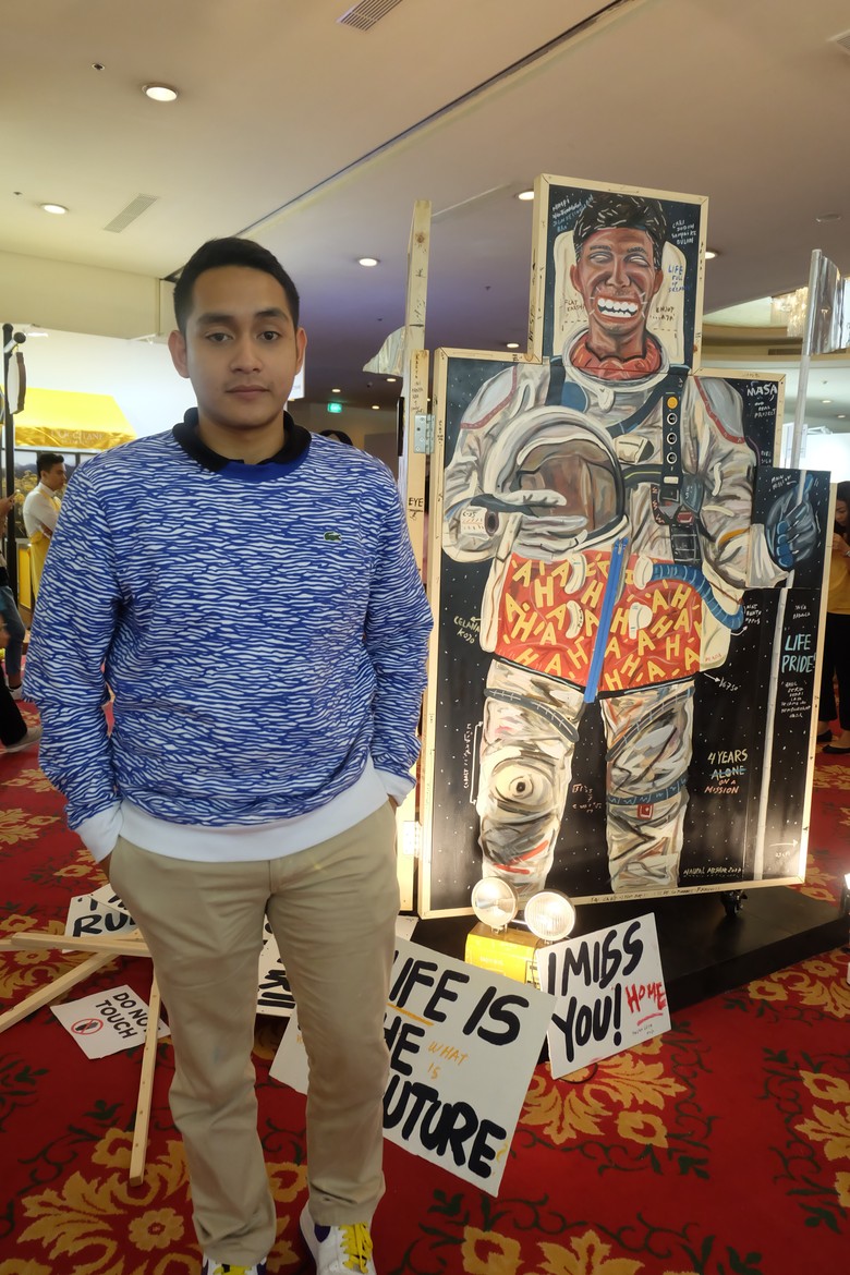 Naufal Abshar, Si Pelukis Tawa Foto: Tia Agnes Naufal Abshar, Si Pelukis Tawa Foto: Tia Agnes