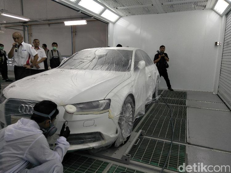 Bengkel Perbaikan dan Pengecatan Mobil AUTOGLAD