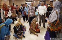 Aksi damai calon jemaah umrah First Travel. 