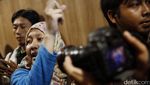 foto: Aksi Damai dan Selawat di Kantor First Travel