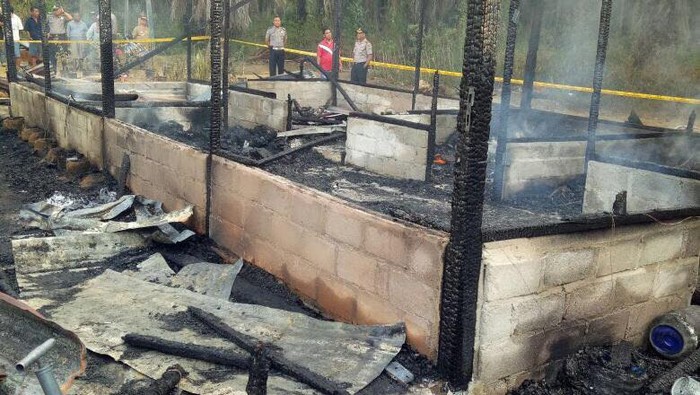 Tragis! Nenek dan 2 Cucu Tewas dalam Kebakaran di Rokan Hilir