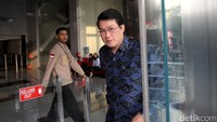 Dedi Prijono usai diperiksa di Gedung Komisi Pemberantasan Korupsi, Jakarta, Selasa (1/8/2017).
