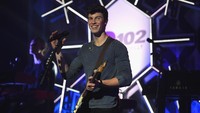 Di video tersebut, tampak Shawn Mendes tengah menyapa penggemarnya. Foto: Getty Images