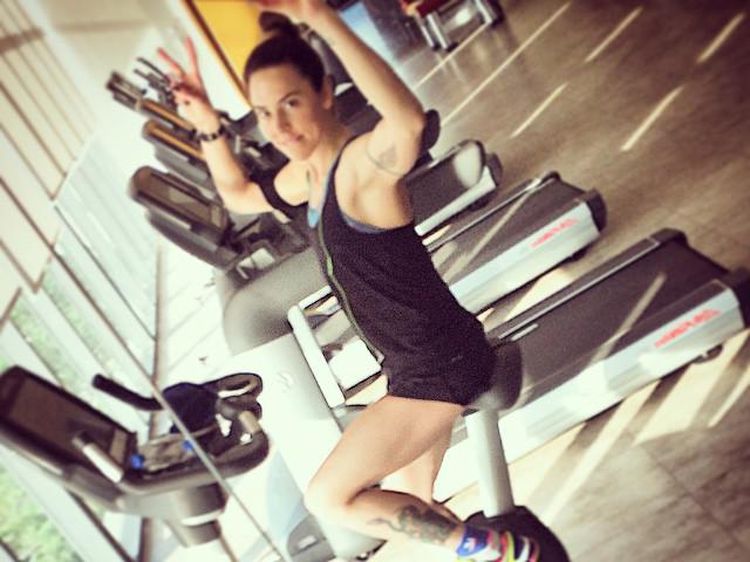 Mengintip Rahasia Lengan Kekar si Sporty Spice Mel C