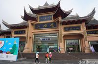 Pintu masuk Gunung Emei (Wahyu/detikTravel)