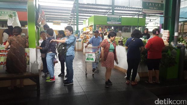 Pasar Oro-Oro Dowo Malang ramai dikunjungi/