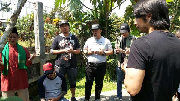 Rutin, Cast Warkop DKI Reborn Ziarah ke Makam Dono dan Kasino Rutin, Cast Warkop DKI Reborn Ziarah ke Makam Dono dan Kasino