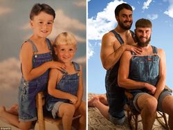 Potret Viral Keluarga Dewasa Mengulang Indahnya Masa Kecil