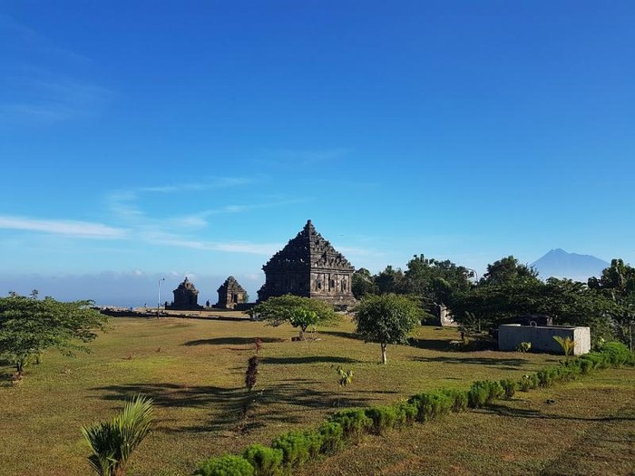 Candi Ijo di Sleman