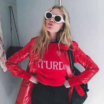  Ini Jenis Kacamata yang Lagi Tren di 2017, Dipakai Gigi Hadid dan Rihanna