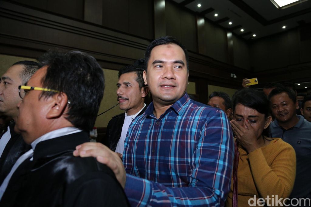 Saipul Jamil saat ditemui di Pengadilan Tipikor.