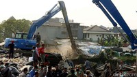 Taman BMW nantinya akan disulap menjadi Stadion BMW. Stadion ini nantinya akan dijadikan markas PSSI dan tempat berlatih tim Persija.