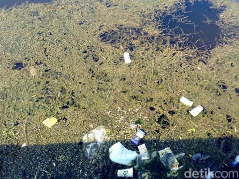 Sanpah Kolam Segaran, situs Majapahit/