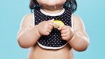 Gemasnya Eskpresi Bayi-bayi Ini Saat Cicip Lemon Pertama Kali