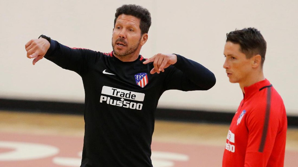 Fernando Torres yakin Diego Simeone akan bertahan di Atletico Madrid lebih lama lagi (Foto: Henry Romero/REUTERS)