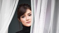 Kecantiknya bikin para netizen memujinya. Dok. Instagram/sylviagenpati
