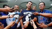 PD mengatakan UU Pemilu belum diundangkan sehingga belum ada objek judicial review. Tetapi, PD sudah menyiapkan pasal yang digugat.