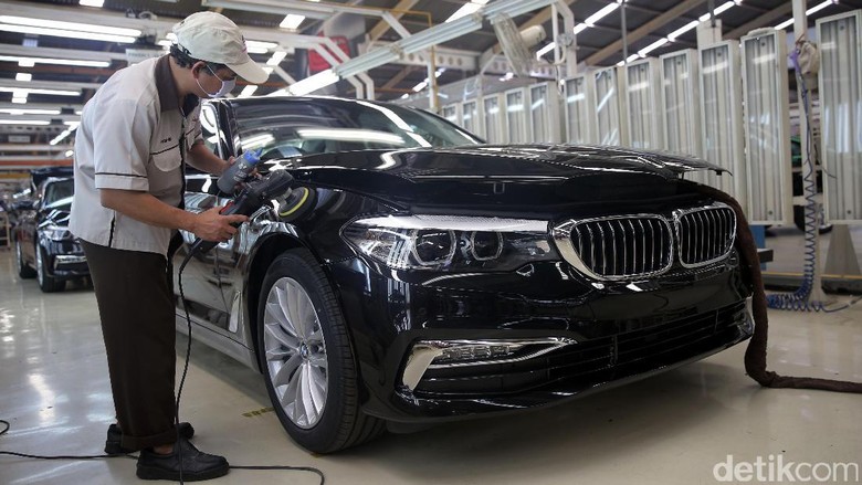 BMW Seri 5 (Foto: Agung Pambudhy) BMW Seri 5 (Foto: Agung Pambudhy)
