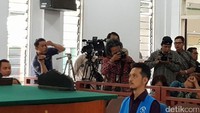 Fidelis divonis hukuman 8 bulan penjara dan denda Rp 1 miliar. Jika denda tidak dibayarkan, dia dikenai hukuman tambahan satu bulan penjara. (Foto: Dokumentasi Tim Pengacara Fidelis)