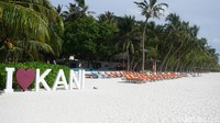 Tulisan I Love Kani di Club Med Kani Maldives merupakan ikon yang tak boleh dilewatkan untuk berfoto-foto (Afif/detikTravel)