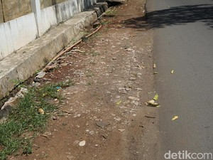 Menengok Wajah Trotoar di Jakarta Selatan