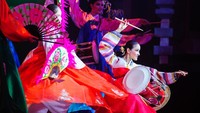 Pertunjukan kabaret ini dimulai dari pukul 17.00. Kemudian berturut-turut pukul 18.30, 20.00 dan juga 21.30 waktu setempat (Alcazar Thailand)