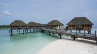 Kamar Overwater di Club Med Kani Maldives cocok bagi kamu yang mau merasakan bulan madu yang intim (Afif/detikTravel)