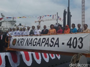 Menhan Resmikan KRI Nagapasa-403 Jadi Kapal Perang Indonesia