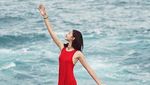 Putri Marino, Si Manis yang Hobi Travelling