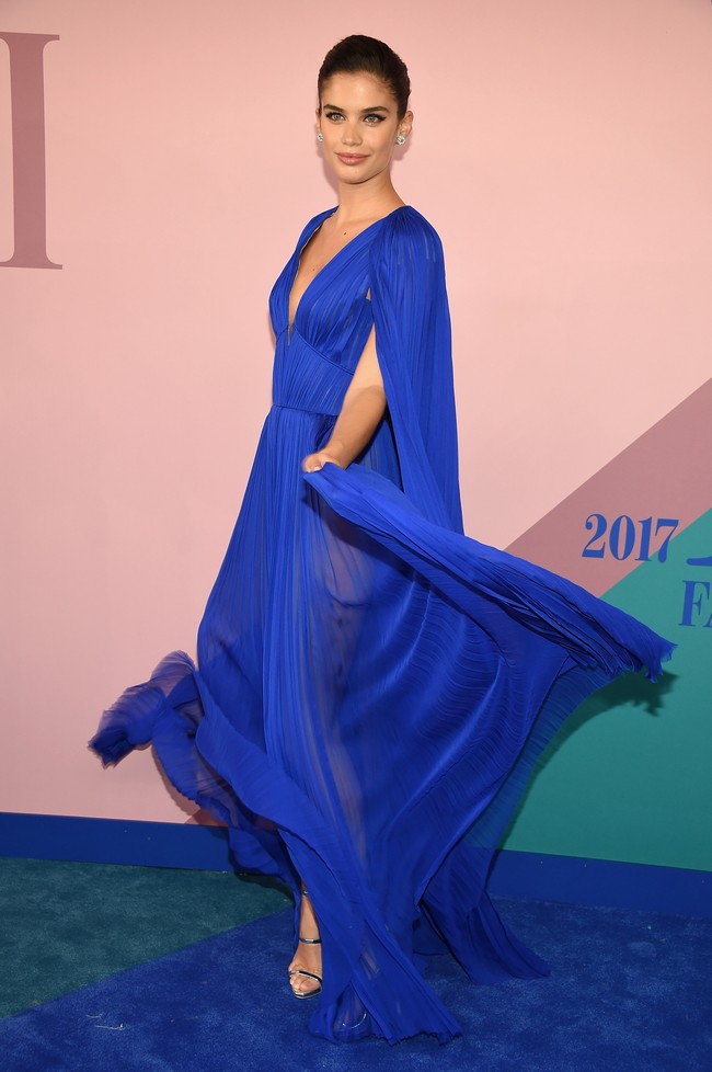 Kekayaan Sara Sampaio per 2018 mencapai Rp 17,2 miliar. Foto: Dok. Getty Images