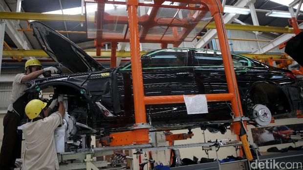 Perakitan BMW Seri 5