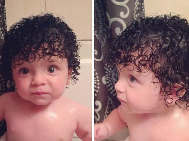 Bayi yang satu ini sungguh menggemaskan karena memiliki rambut sangat keriting warna hitam. Foto: Ist.