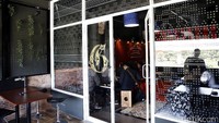 Ini juga yang menginspirasi Goesar Coffee untuk menyajikan beragam jenis kopi terbaik dari berbagai daerah di Indonesia. Varian kopi tersebut bisa dibilang sangat spesial dan wajib dicoba untuk pecinta kopi.
