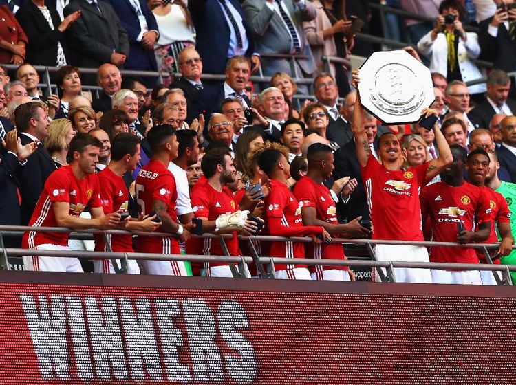 Para Pemegang Rekor di Ajang Community Shield