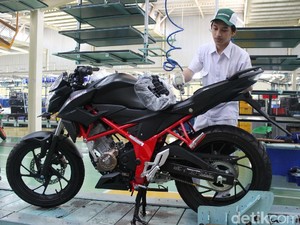 CB150R StreetFire, V-Ixion, dan GSX-S150 dalam Angka Penjualan