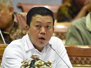 Nusron Golkar vs Hasto PDIP Saat Anak Sukarno Dibawa-bawa