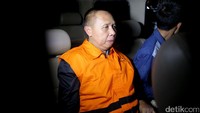 Agus diduga sebagai pemberi suap, sedangkan Sutjipto dan Noer diduga sebagai perantara suap. Adapun Rudy sebagai penerima suap. Sedangkan peran Achmad dalam kasus tersebut menganjurkan untuk memberikan suap.