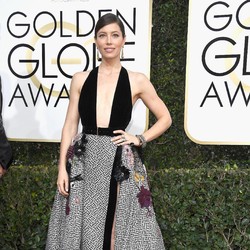 Jessica Biel Main di Film Playboy, Janda Hugh Hefner Gercep DM: Pikirin Lagi Deh!