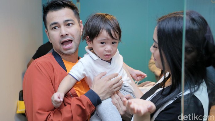 Disindir Punya Mobil Mewah Baru, Raffi Ahmad: Tambah Ngetop Guenya