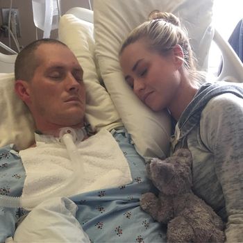 Sadar Pasca Koma 2 Bulan, Pria Ini Lakukan Hal Mengejutkan Pada Istrinya