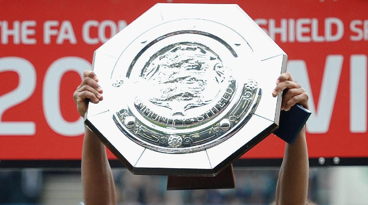 Trofi Community Shield. Foto: Laurence Griffiths/Getty Images