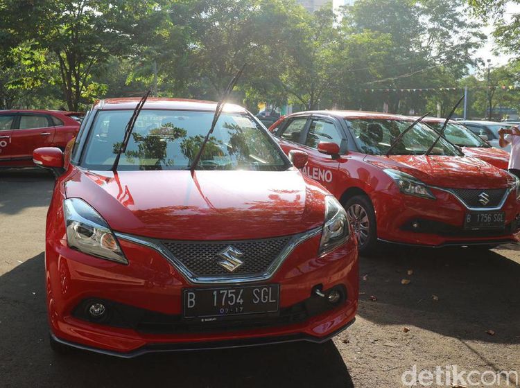Hatchback Suzuki Baleno Terbaru
