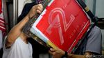 Melihat Para Pembuat Bendera Merah Putih di Pasar Senen