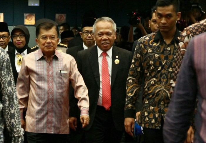 Wapres JK Soal Isu Reshuffle: Belum Bocor, Tanya Presiden Jokowi