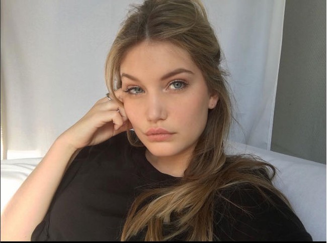 Model asal Belanda bernama Iza IJzerman ini jadi perbincangan karena penampilannya disebut mirip dengan model yang paling dilirik di industri fashion saat ini yakni Gigi Hadid. Foto: Iza IJzerman/Instagram